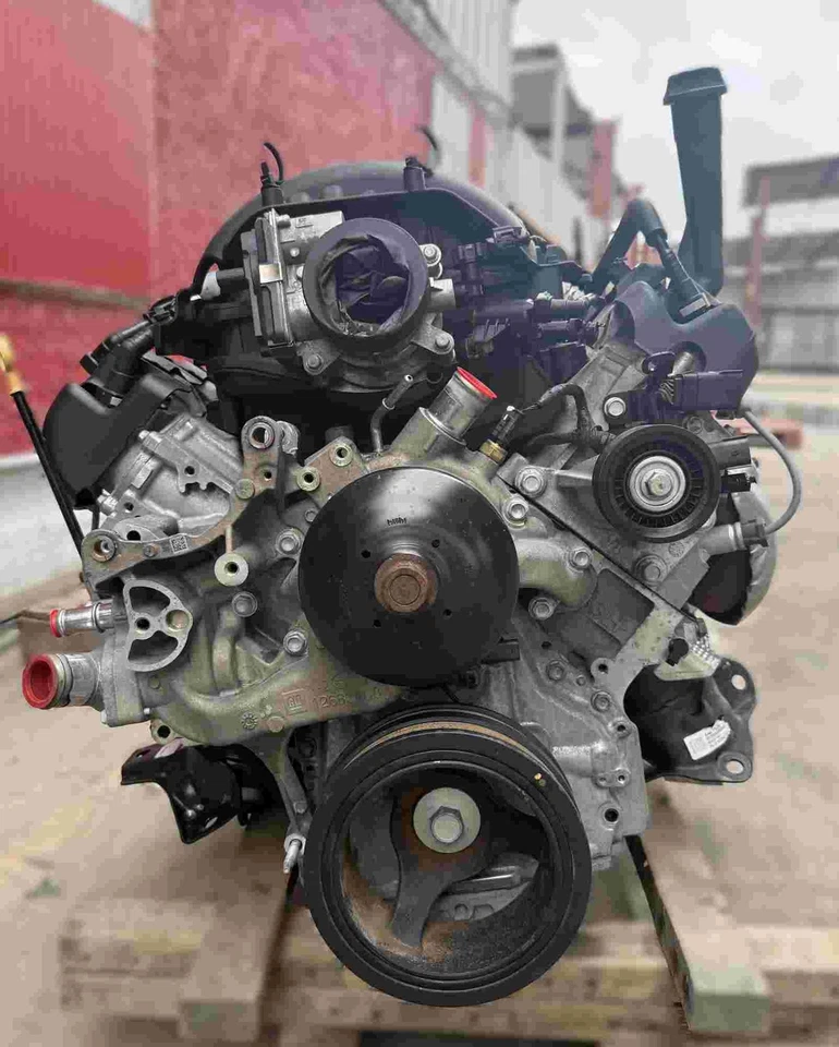 Buy 2002 Chevrolet Silverado 5.3L V8 Vortec 5300 Engine Online in Canada